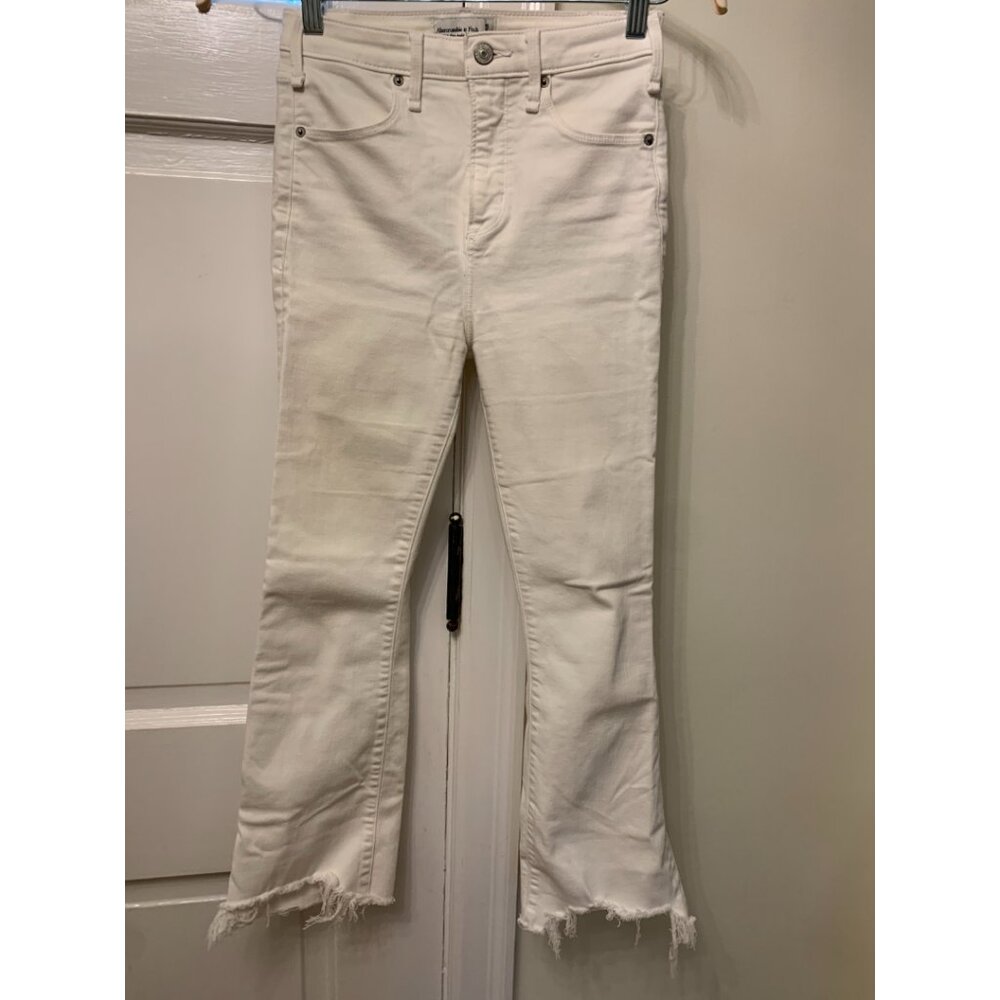 Abercrombie High Rise Ankle Flare White Jeans Size 25 | 0R